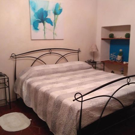 B&B L' Albicocco Gavi Eksteriør billede